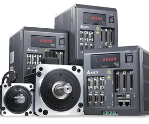 ASD-M-1521-F Блок управления 3-мя сервомоторами, 3x1.5кВт 1x220В, второй вход обратной связи, высокоскоростная шина DMCNET